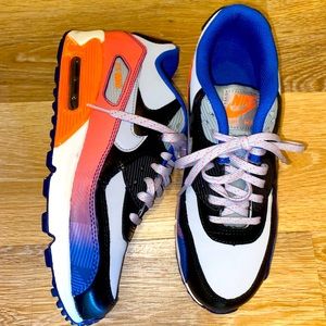 Steal!!! 🔥 Mint Condition Air Max 90 Premium Wolf Grey/Wht/Total Orange Size 7!